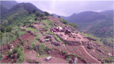 Punden Berundak Bukit Lemo - 2